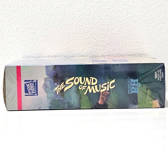 Rodgers & Hammerstein's The Sound of Music Movie VHS Tape - Picture 7 of 15